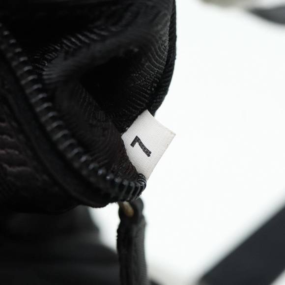 PRADA Hand Bag Nylon Black Auth bs16849 - Picture 12 of 16